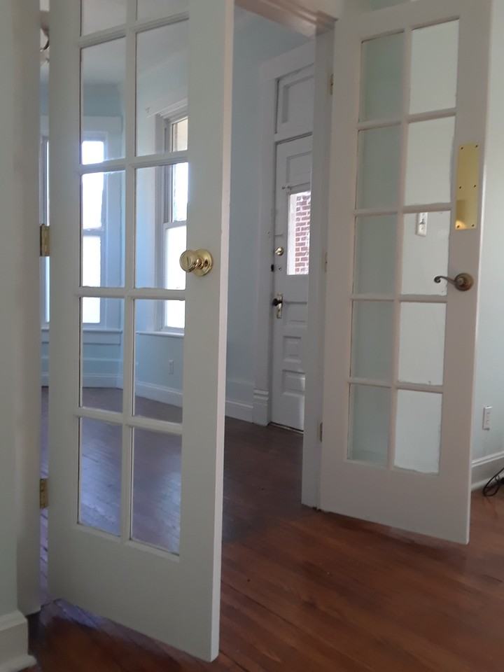 390 E Oakland Ave #A - Photo 4 of 11