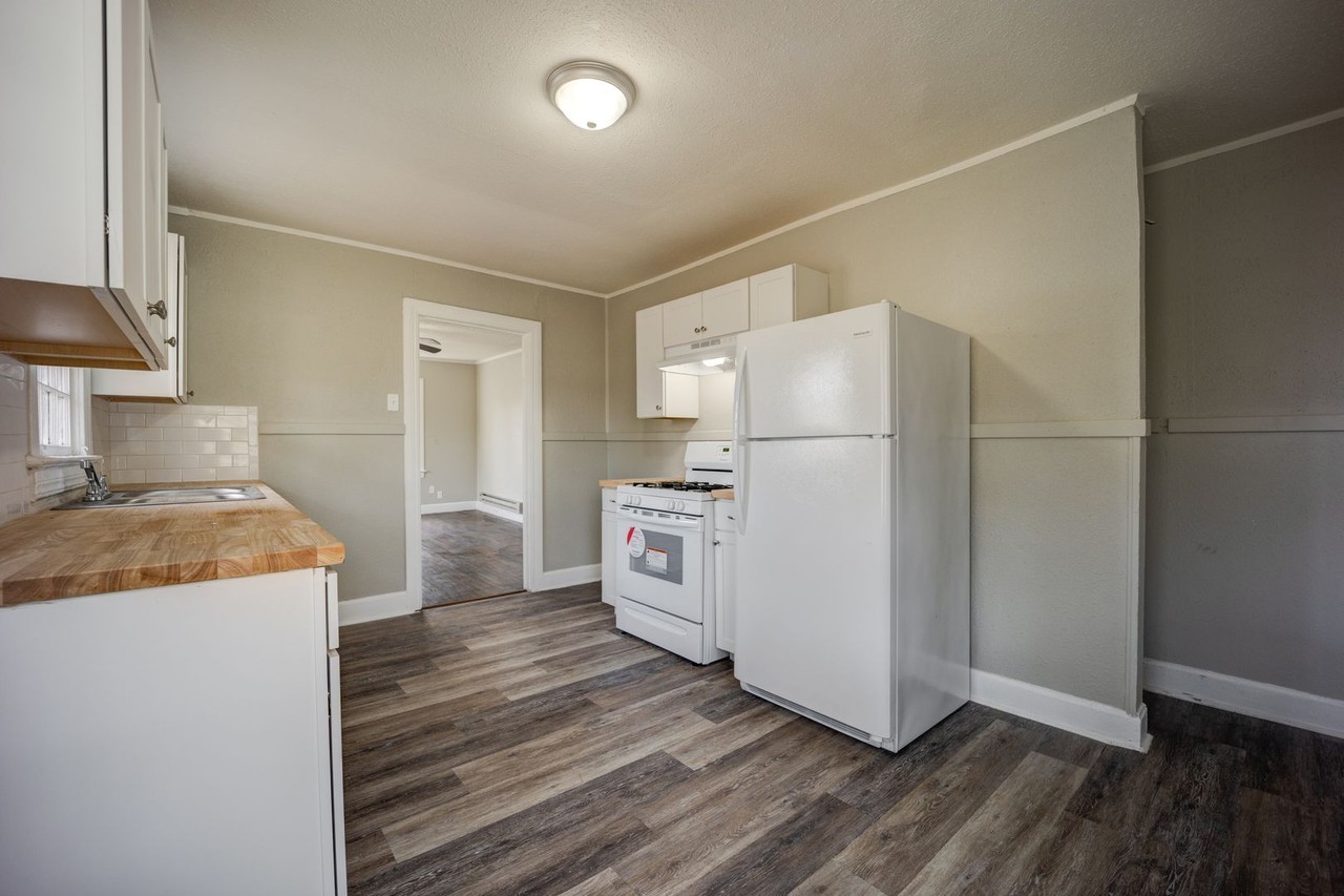 1217 N 35th St - Photo 2 of 15