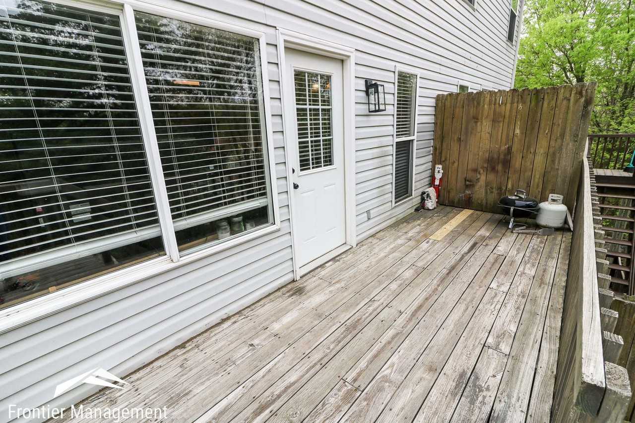 1943 Crescent Dr - Photo 2 of 24