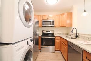 featured image of 1380 Hunters Rd Apt A #Apt A
