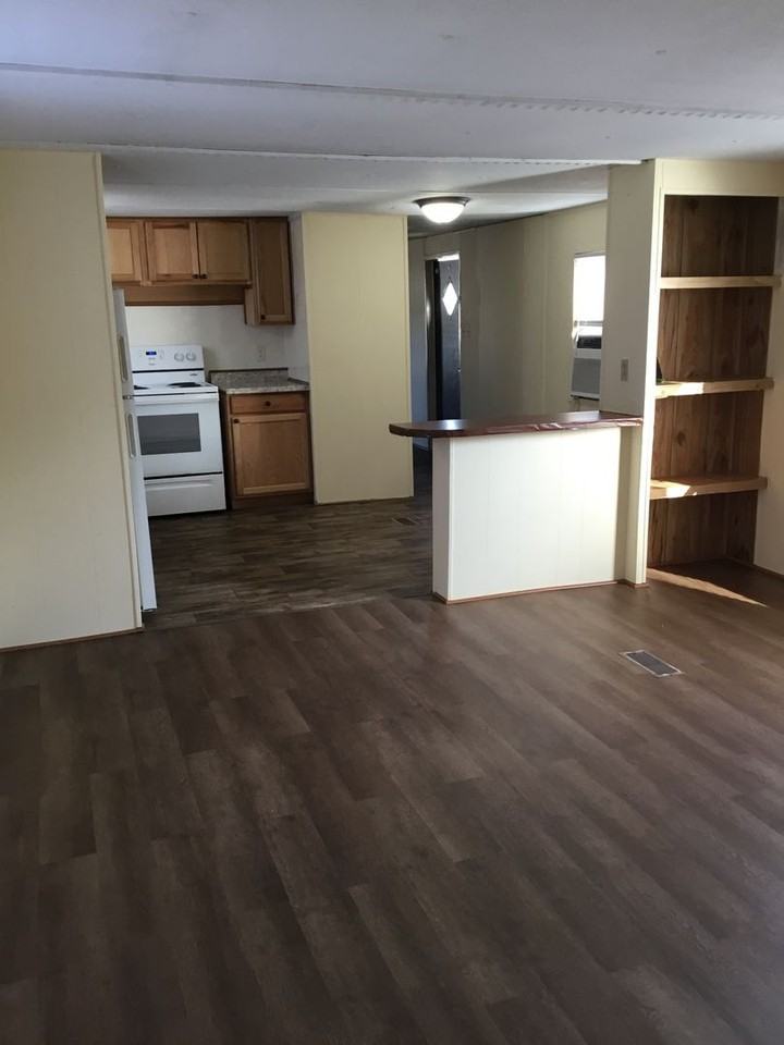 5540 5540 W. Oglethorpe Hwy. - Photo 5 of 14