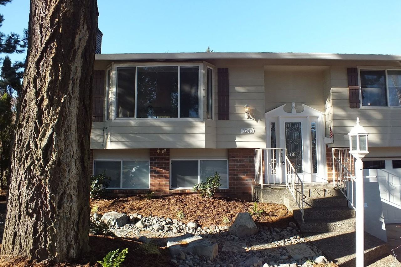 3243 Ne 110th Ave - Photo 2 of 11