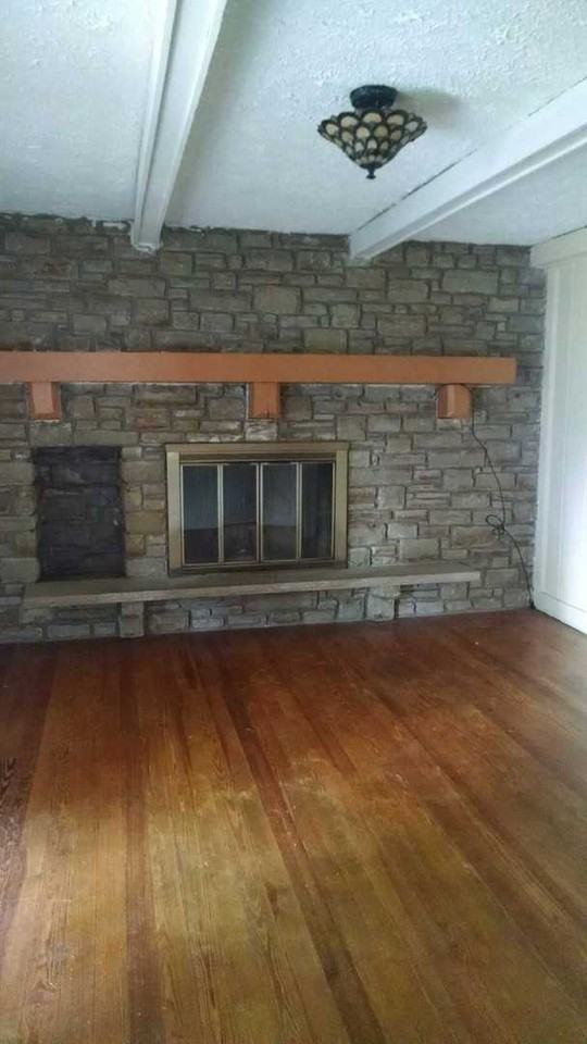 1313 S Grant St - Photo 2 of 15