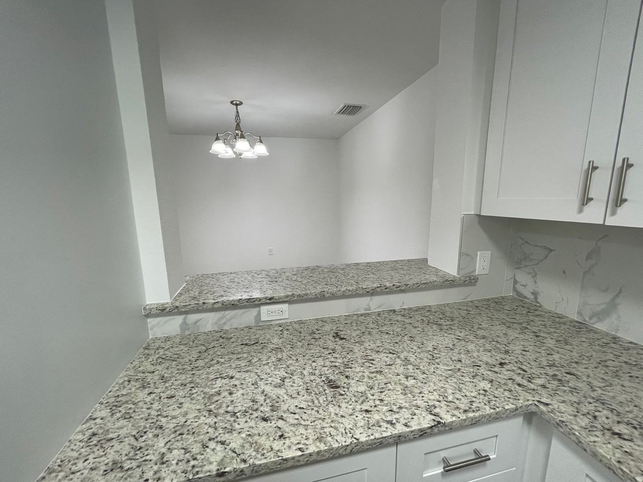 9073 Gervais Cir - Photo 5 of 28