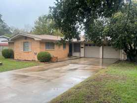 2014 S 45th St - Photo 1 of 1