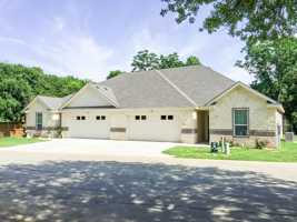featured image of 2941 Savannah Ct