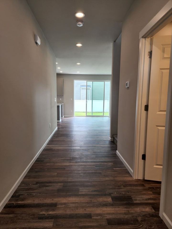 15717 View Dr Se - Photo 5 of 44