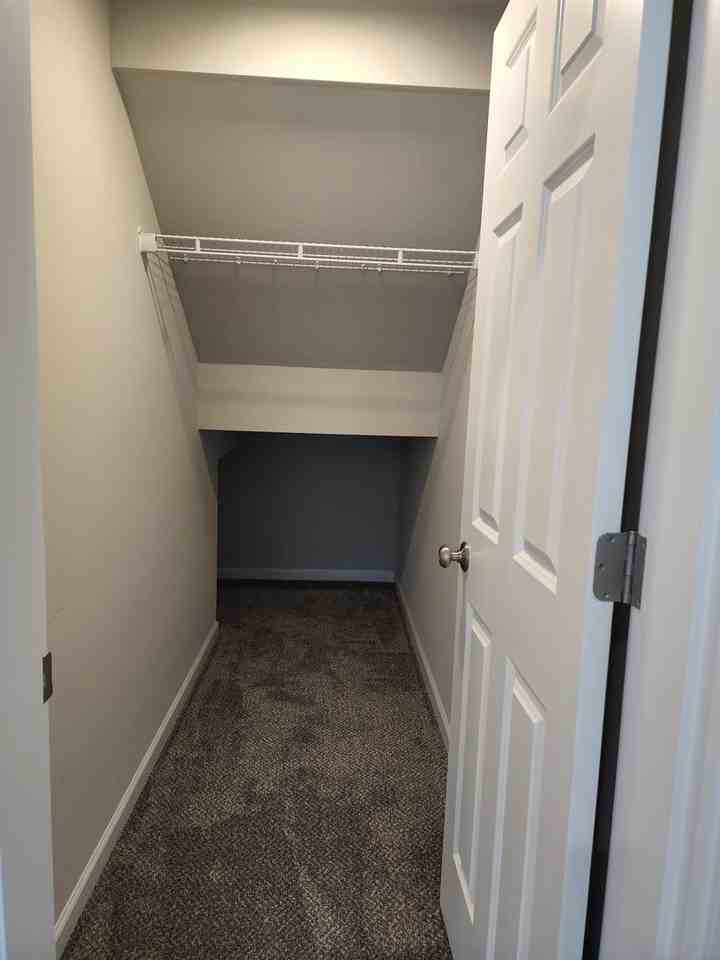 15717 View Dr Se - Photo 7 of 44