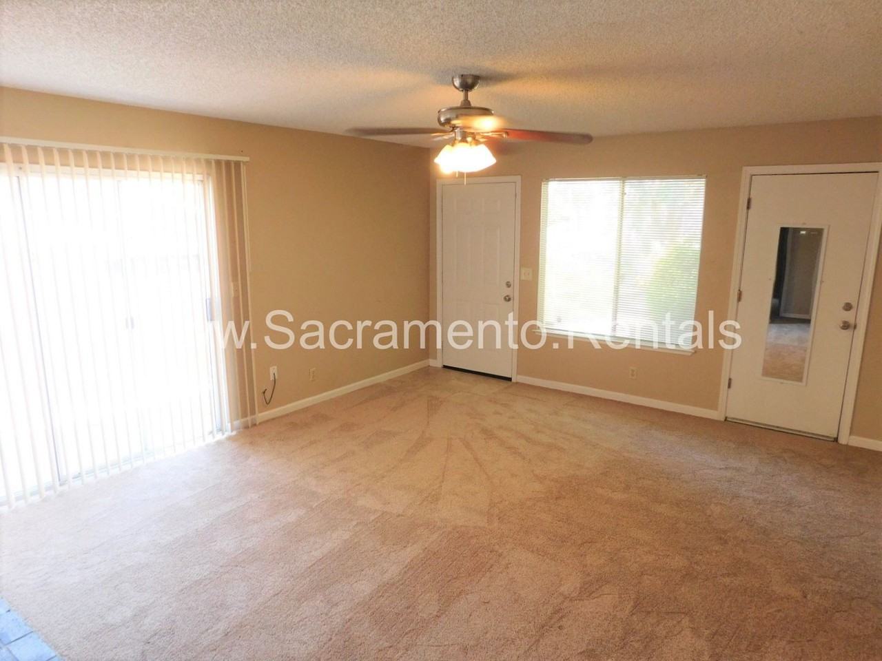 4908 Tacomic Drive - Photo 4 of 13