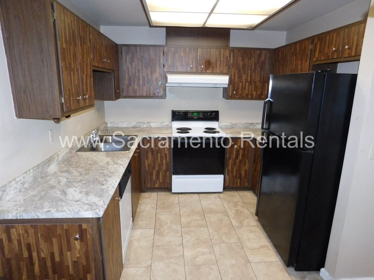 4908 Tacomic Drive - Photo 6 of 13