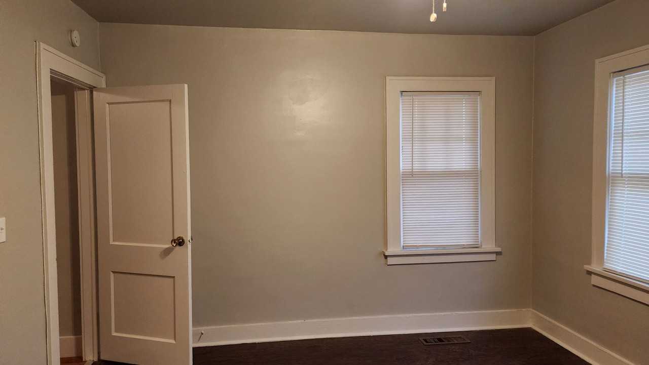 1825 Nw 28th St - Photo 6 of 25