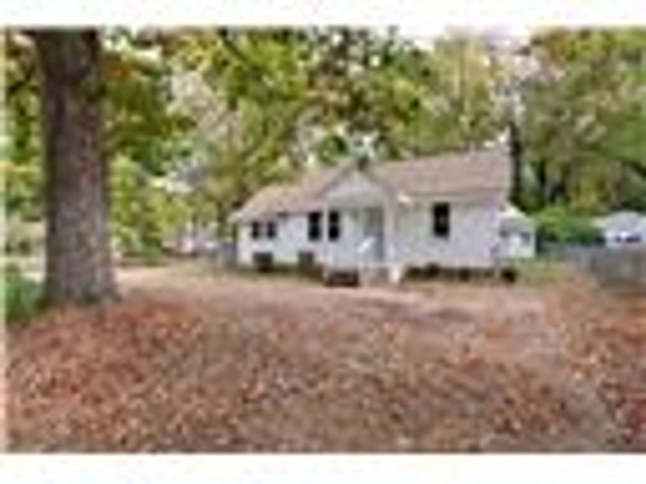 201 Turlington Rd - Photo 2 of 13