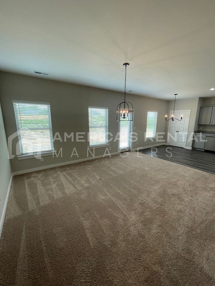 853 Bethel Church Rd - Photo 5 of 33