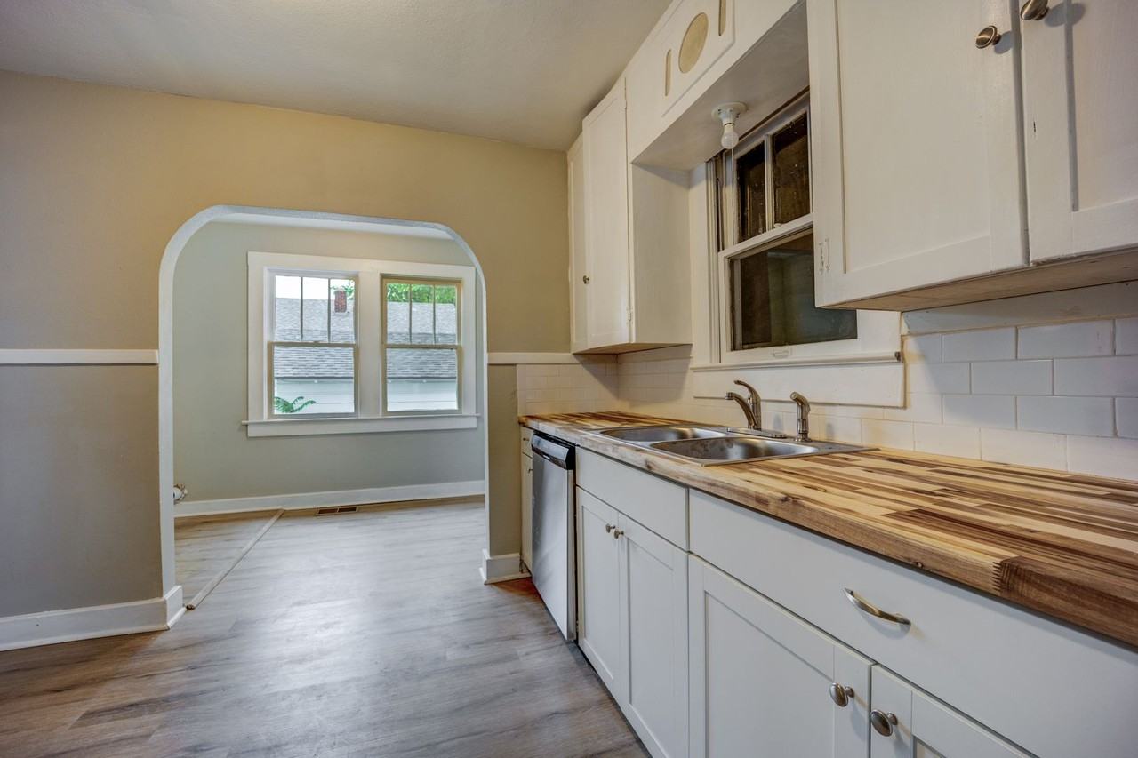 1811 N D St - Photo 7 of 17