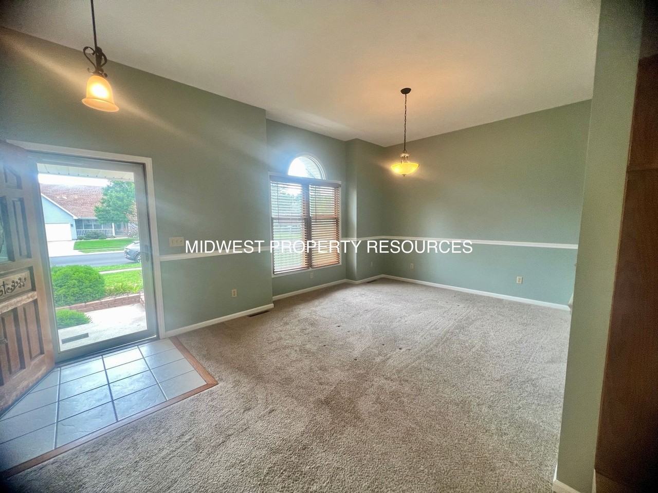 3514 Sw Windsong Dr - Photo 7 of 31