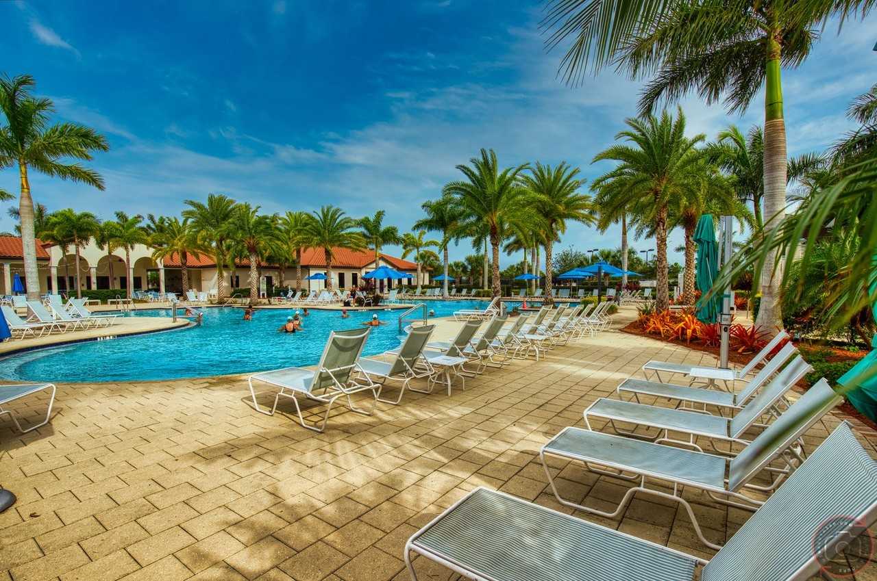 10046 Crooked Creek Drive #202 - Photo 5 of 39