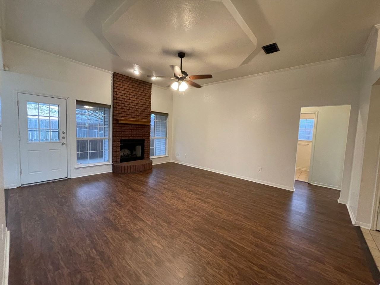 2306 Moonstone Dr - Photo 4 of 25