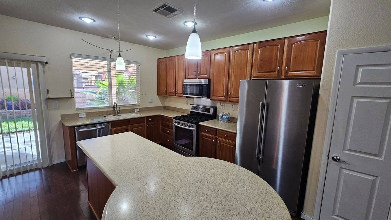 9267 Grassy Weep Court - Photo 6 of 22