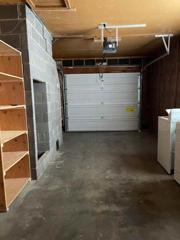 340 Barrett Ave - Photo 3 of 18