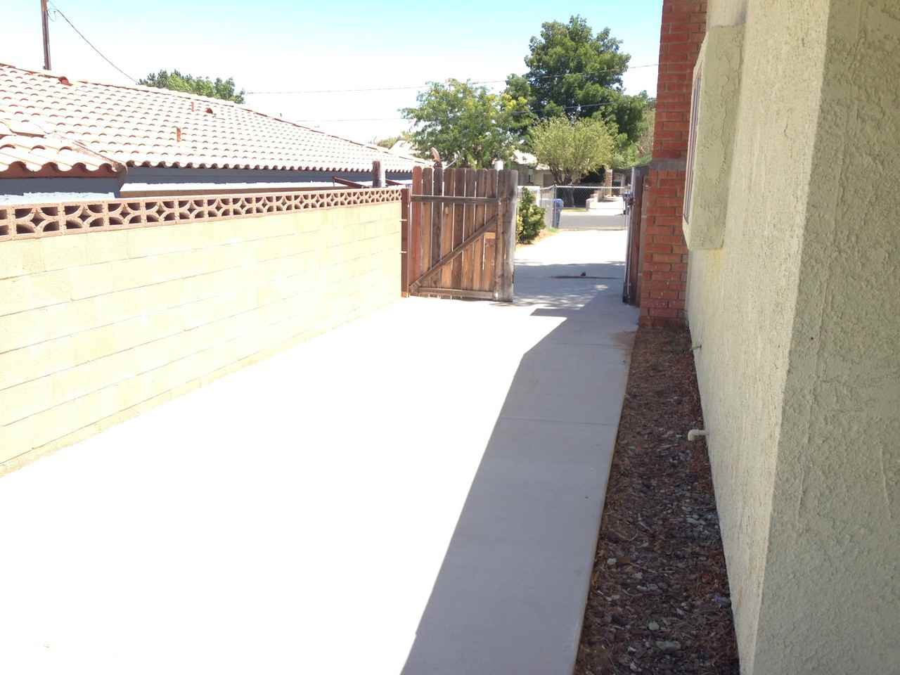 42109 47th St W - Photo 2 of 28