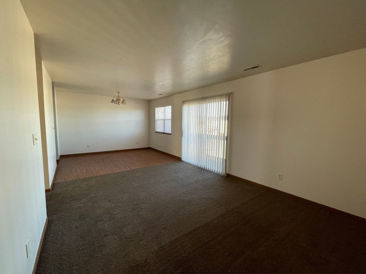 217 Tanglewood Dr #D - Photo 3 of 10