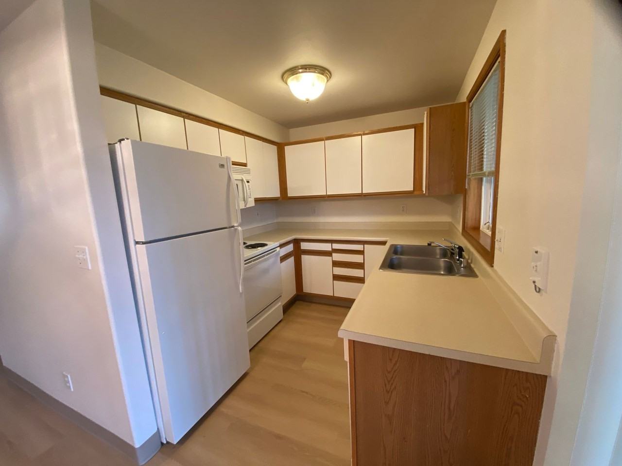 4257 Wintergreen Cir #103 - Photo 2 of 12