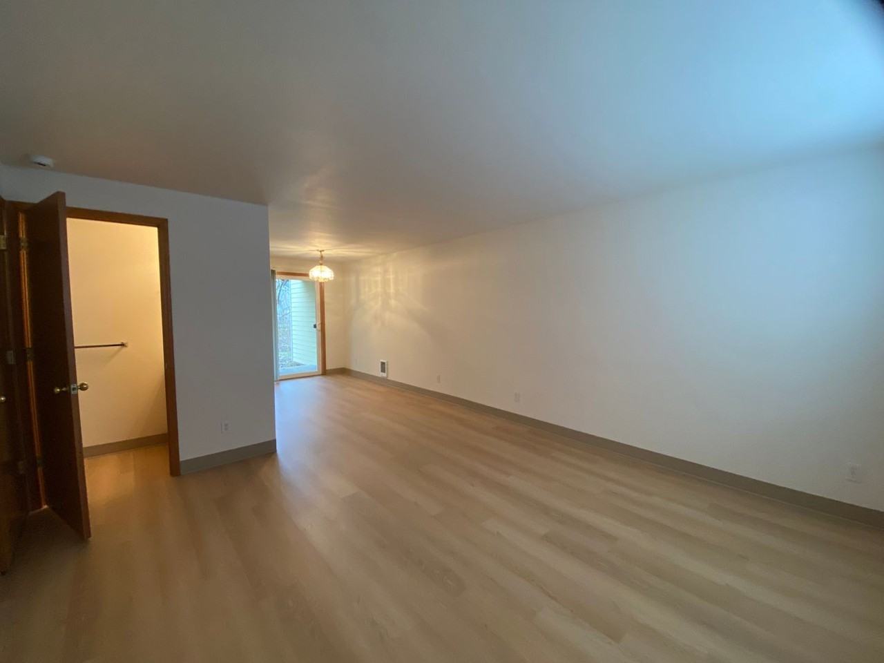 4257 Wintergreen Cir #103 - Photo 4 of 12