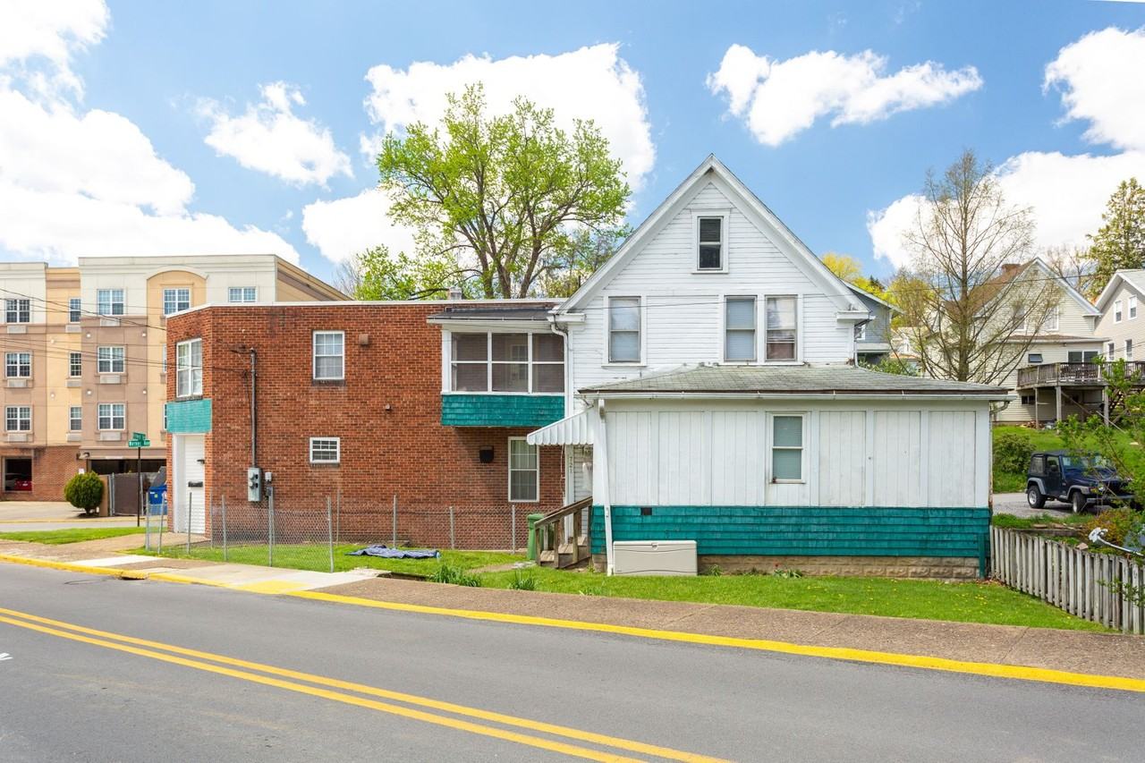 721 Richwood Ave - Photo 2 of 23