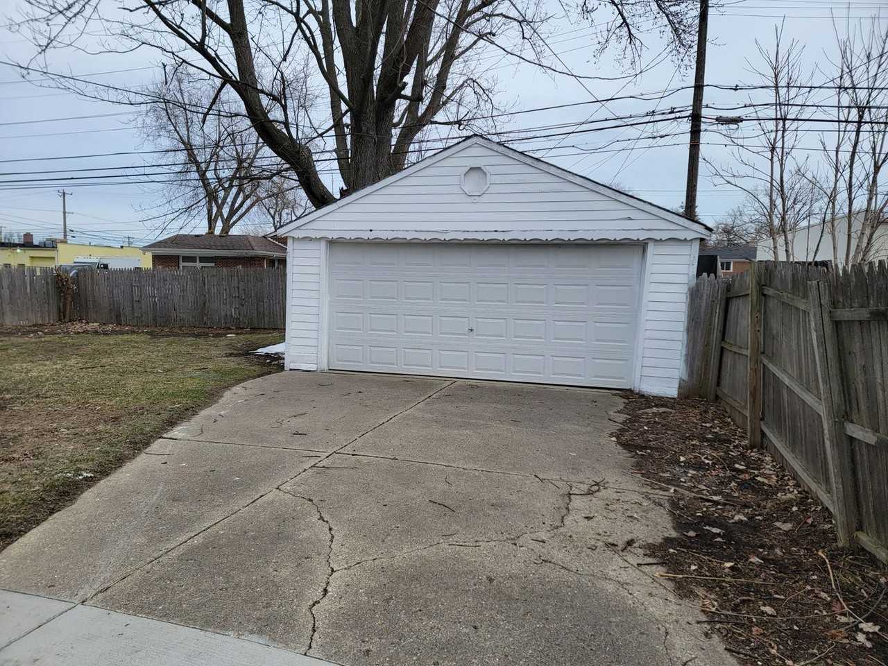 19174 Centralia - Photo 4 of 26