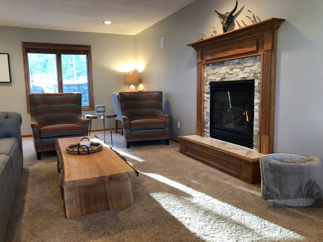 918 Southern Woods Place Southwest - Photo 4 of 35