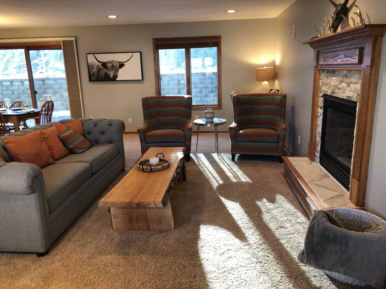 918 Southern Woods Place Southwest - Photo 5 of 35