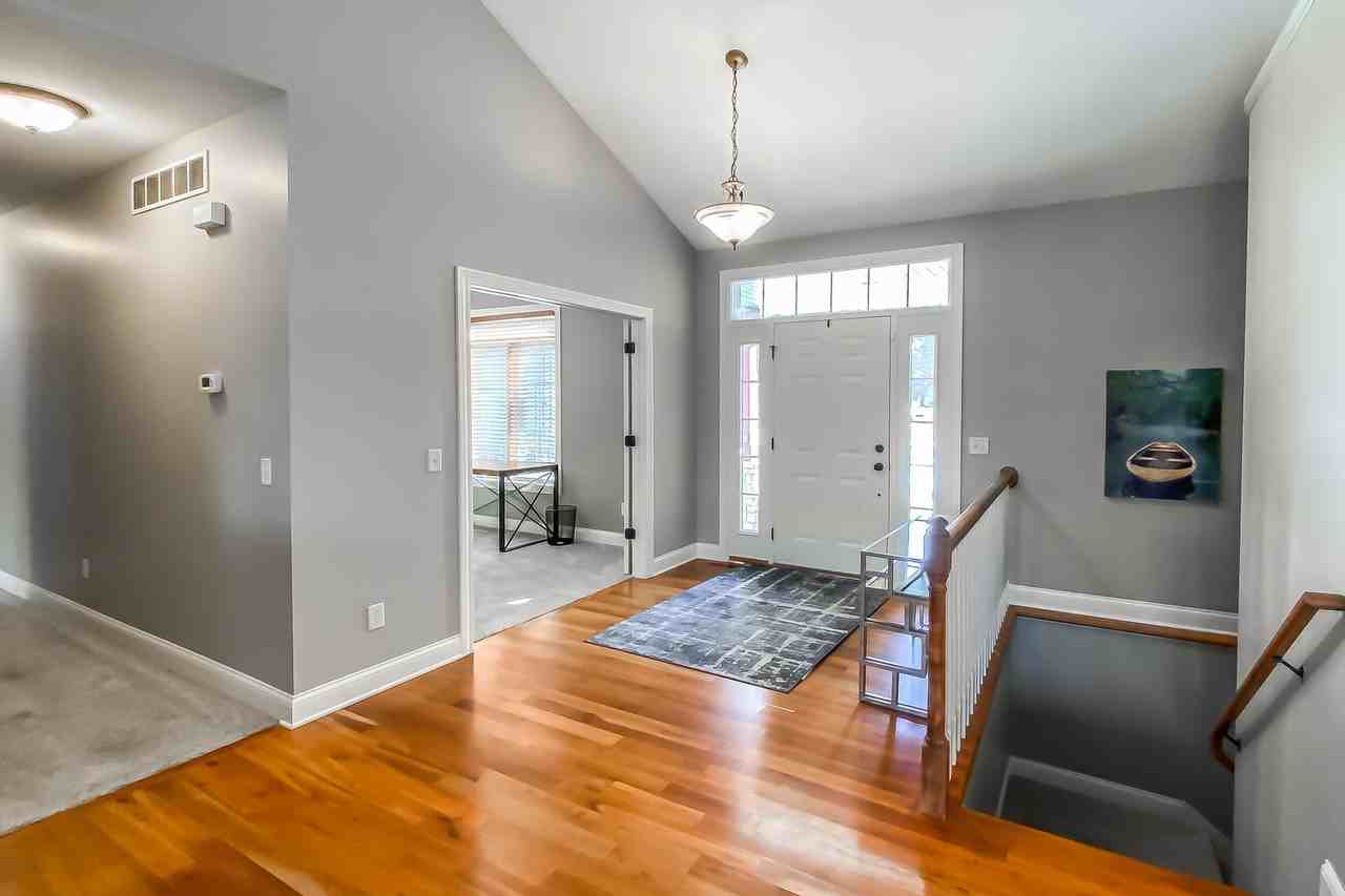 71 North River Court Northeast - Photo 2 of 36