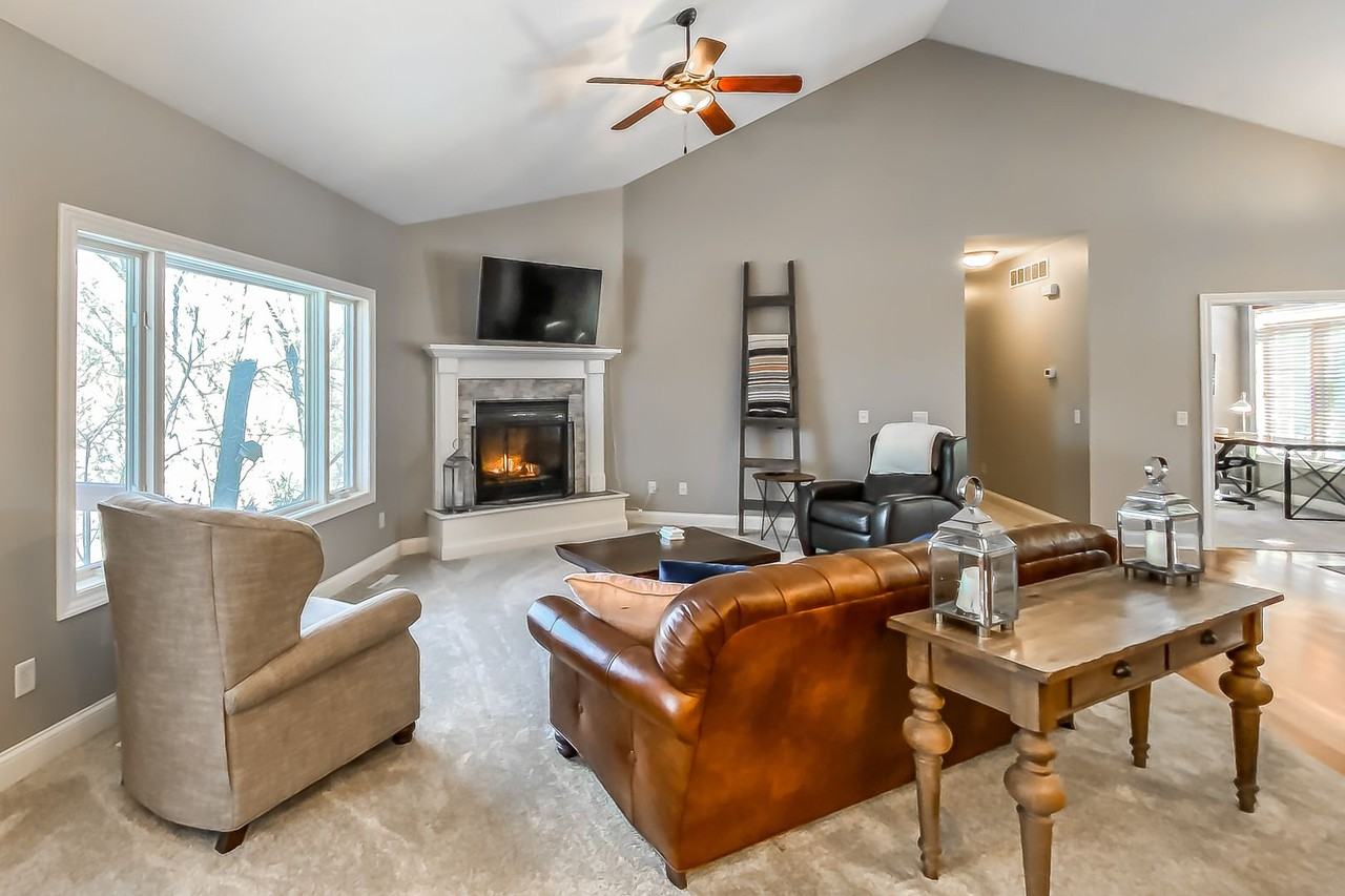 71 North River Court Northeast - Photo 7 of 36