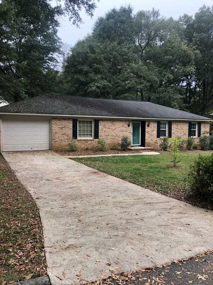 120 Valley Forge Dr - Photo 2 of 16