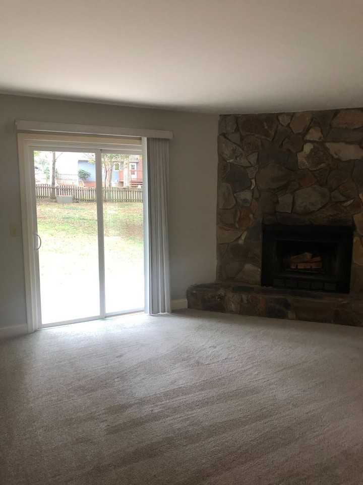 120 Valley Forge Dr - Photo 4 of 16