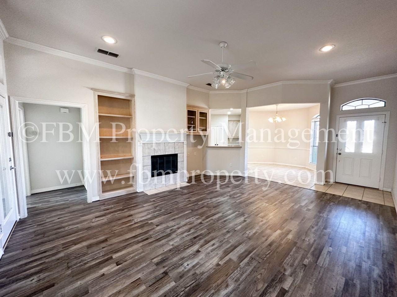 708 Nandina Way - Photo 4 of 23