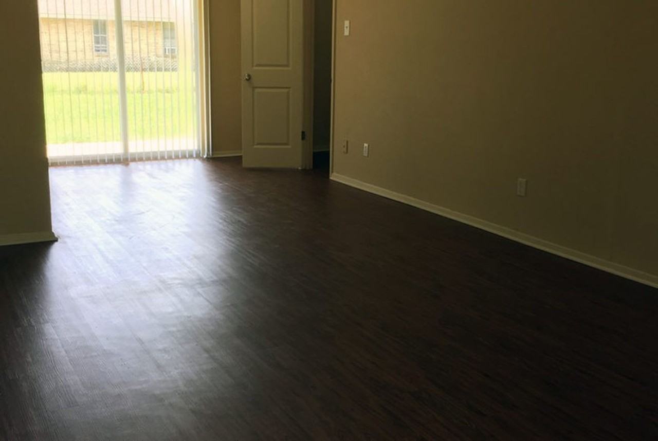 3028 Montclair Place - Photo 2 of 3