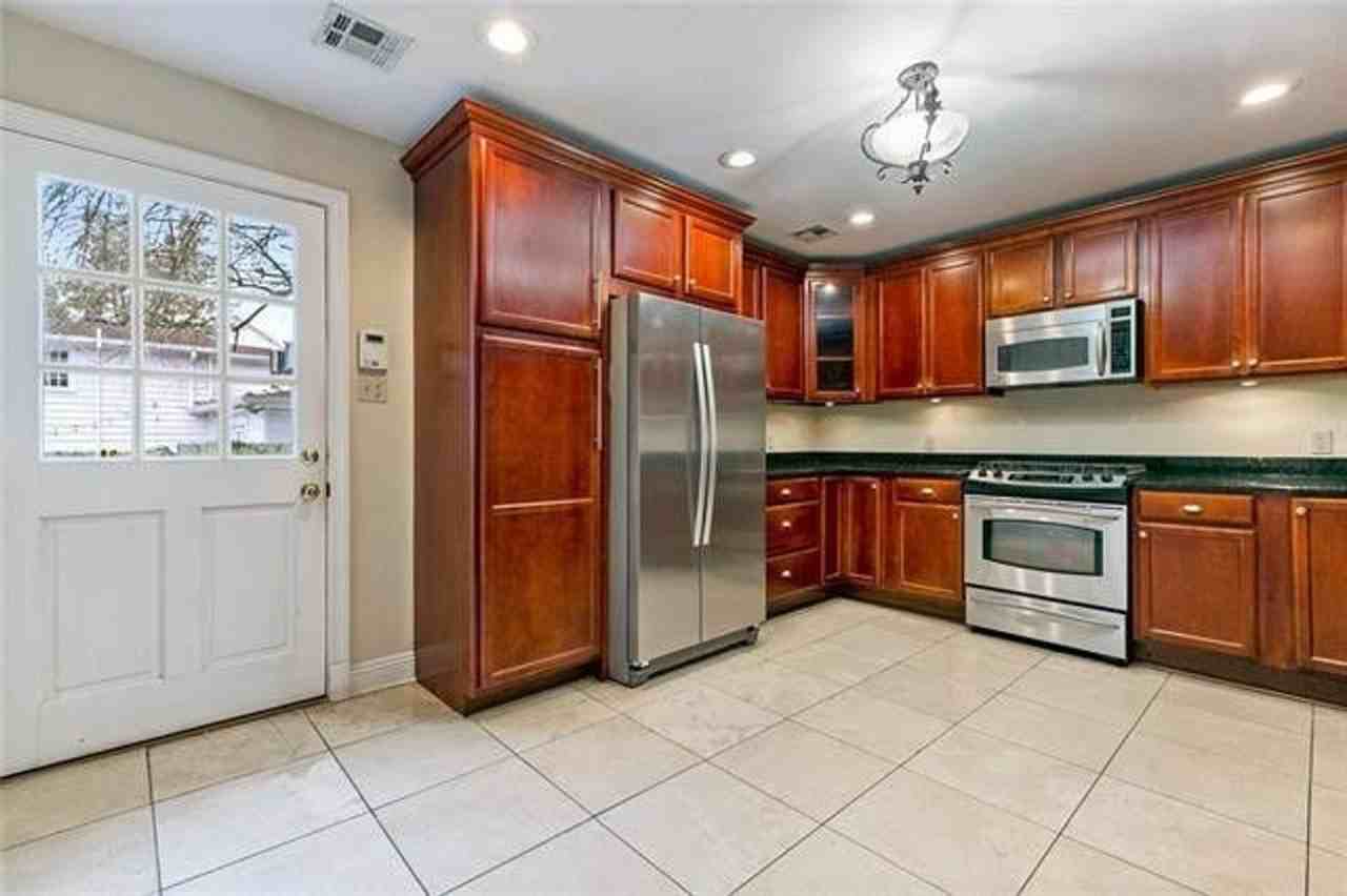 2330 Palmer Ave - Photo 5 of 15