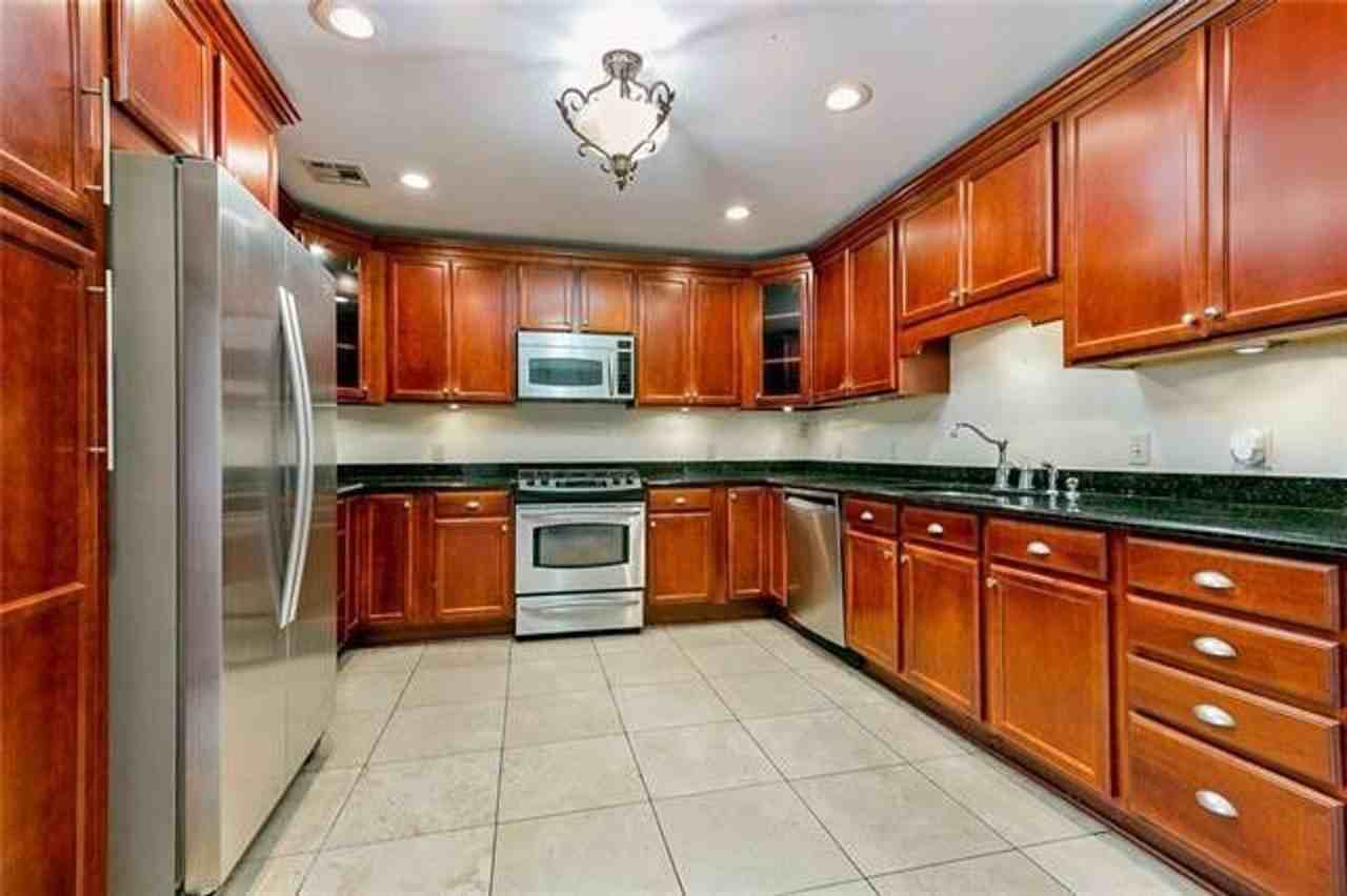 2330 Palmer Ave - Photo 6 of 15