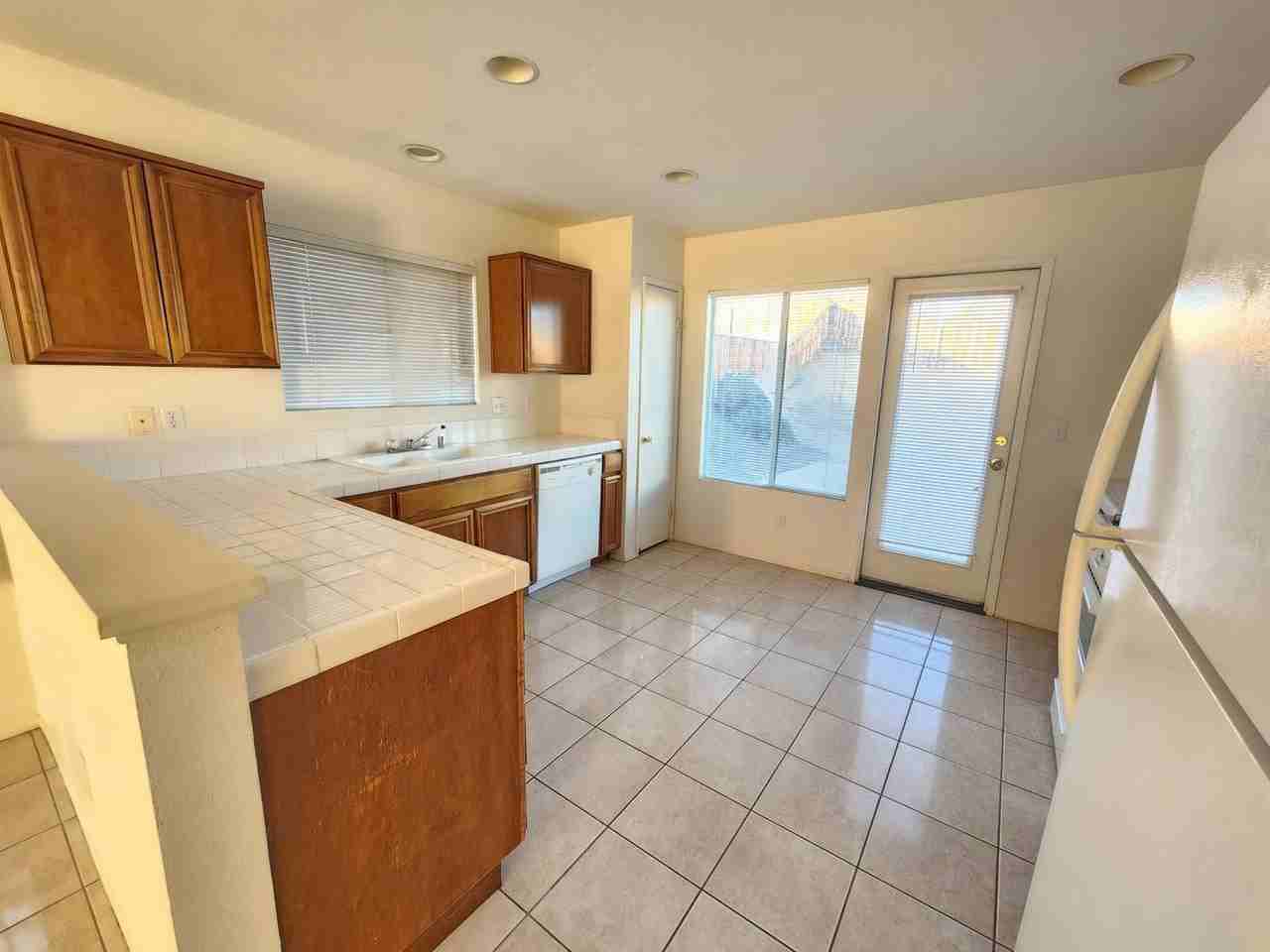 71512 Sunflower Dr - Photo 3 of 17
