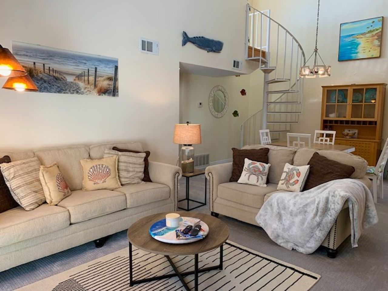 2351 Martinique Ln - Photo 5 of 19