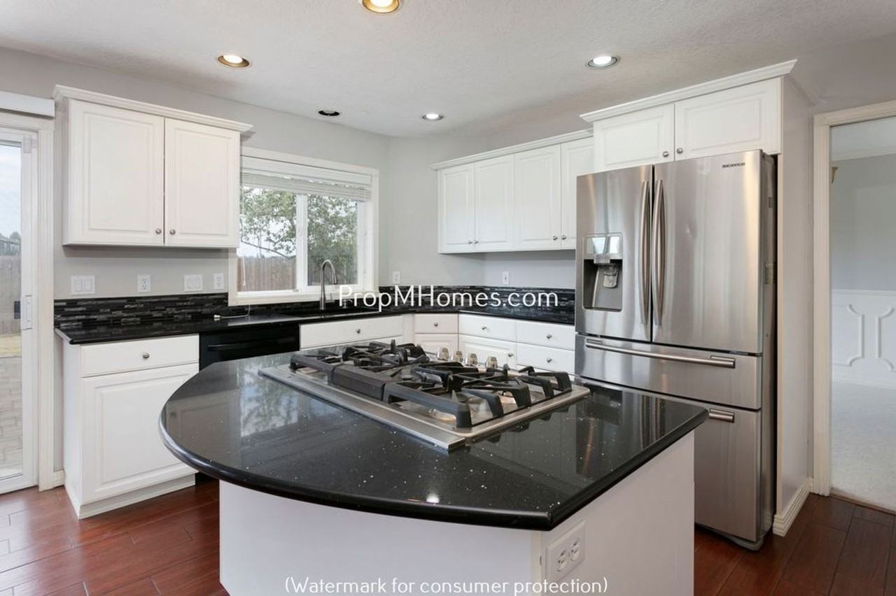 16059 Nw Energia St - Photo 6 of 28