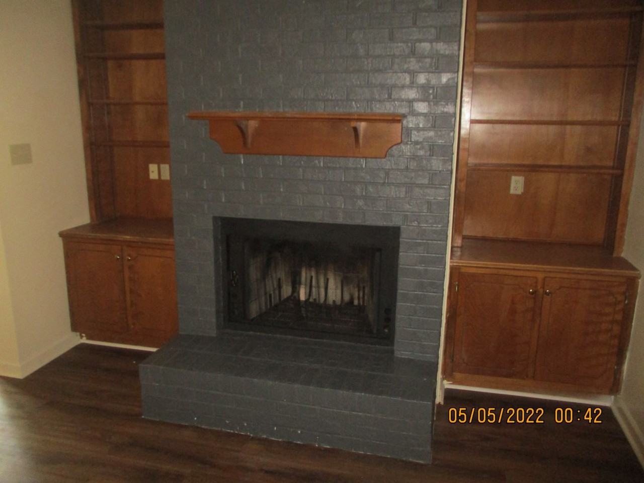 1915 Buck Ln Apt A - Photo 3 of 7