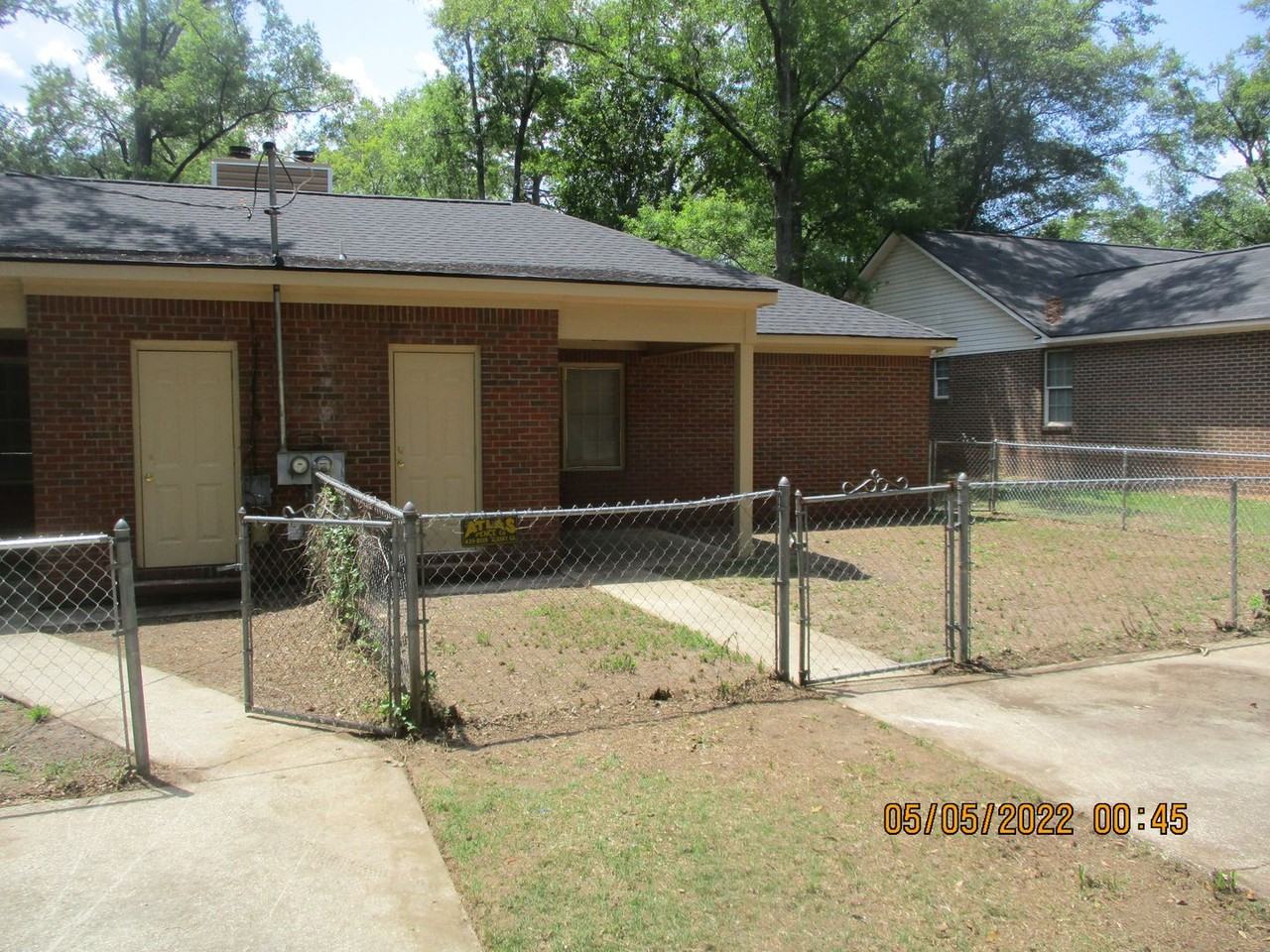 1915 Buck Ln Apt A - Photo 7 of 7