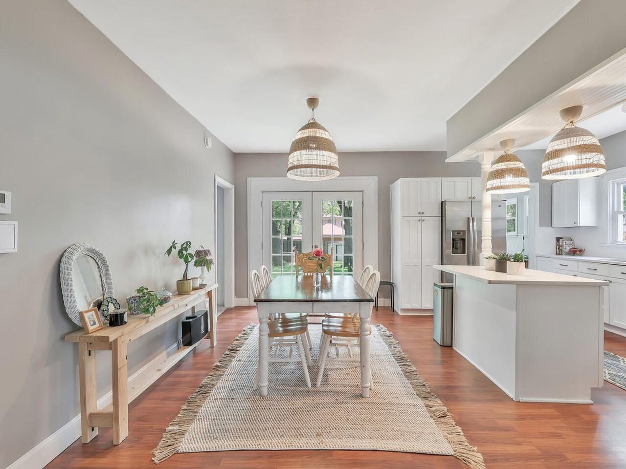 1314 N Woodrow Ave - Photo 3 of 39