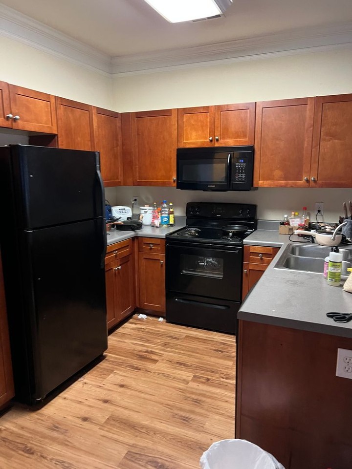 100 Davis St #24 - Photo 4 of 21