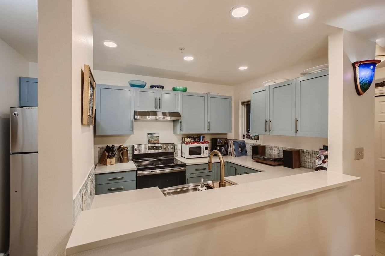 251 Pearl St #2 - Photo 2 of 27