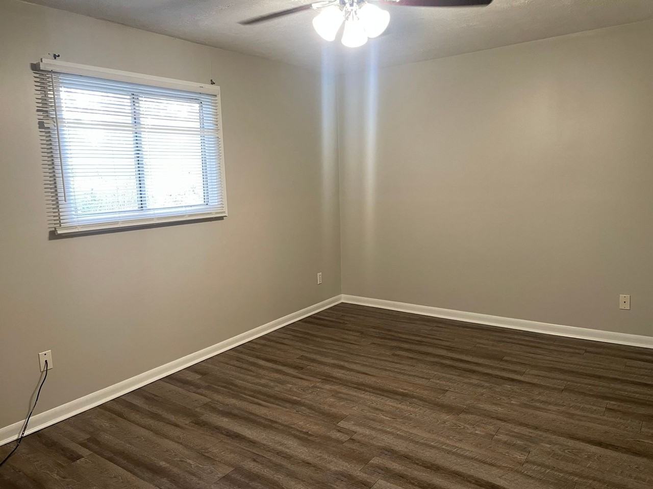 100 Mcarthur St #14 - Photo 5 of 6