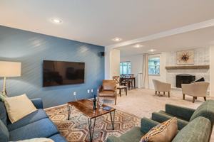 featured image of 284 Short Pl