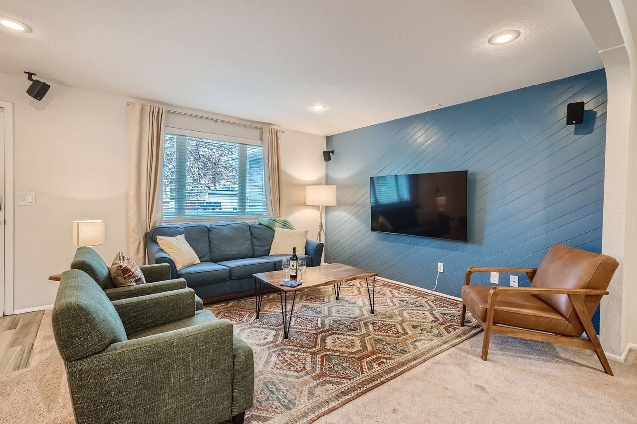 284 Short Pl - Photo 6 of 27